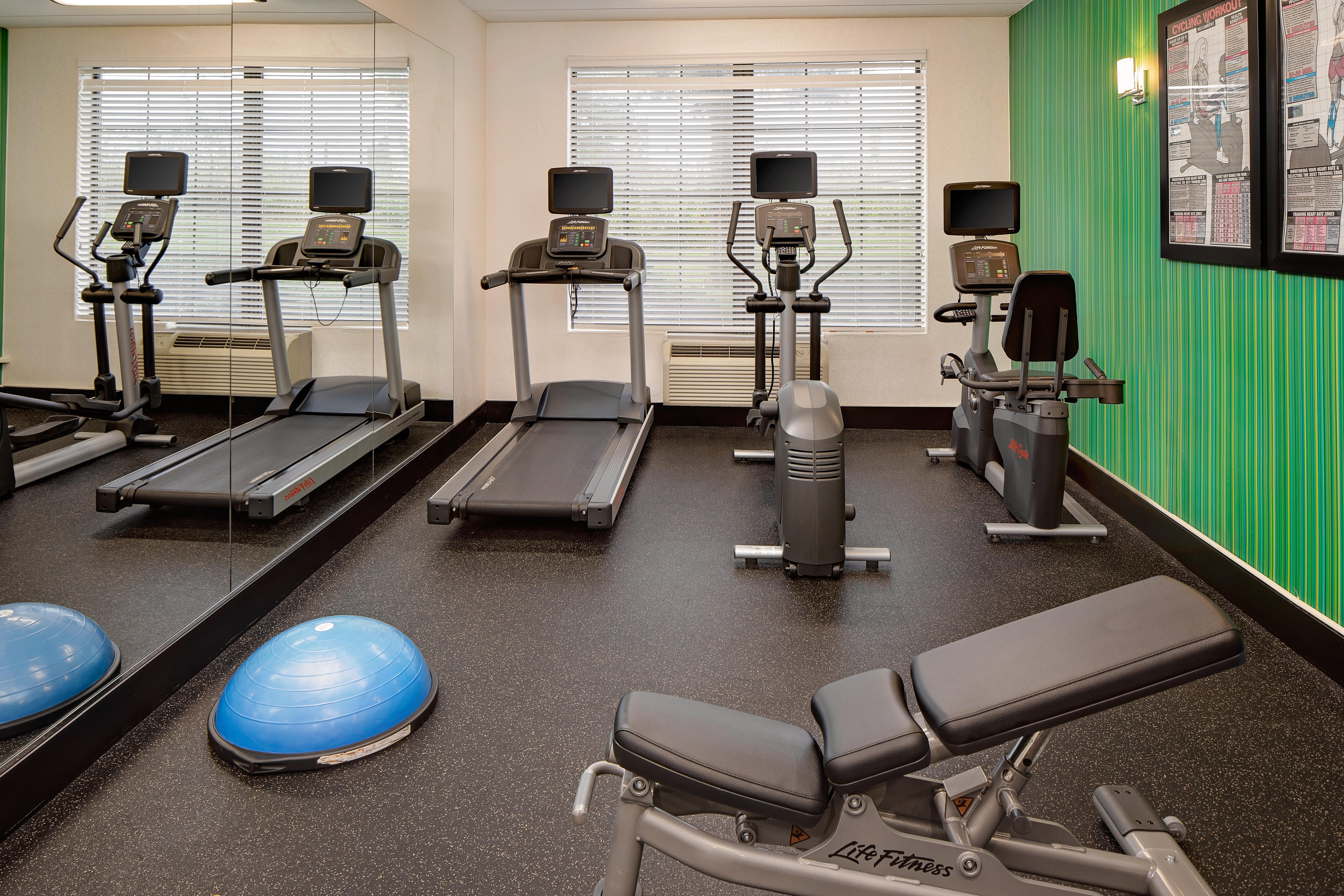 Holiday Inn Express Harrisburg East By Ihg Екстер'єр фото